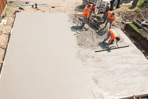  Hemet, CA Concrete contractor Pros